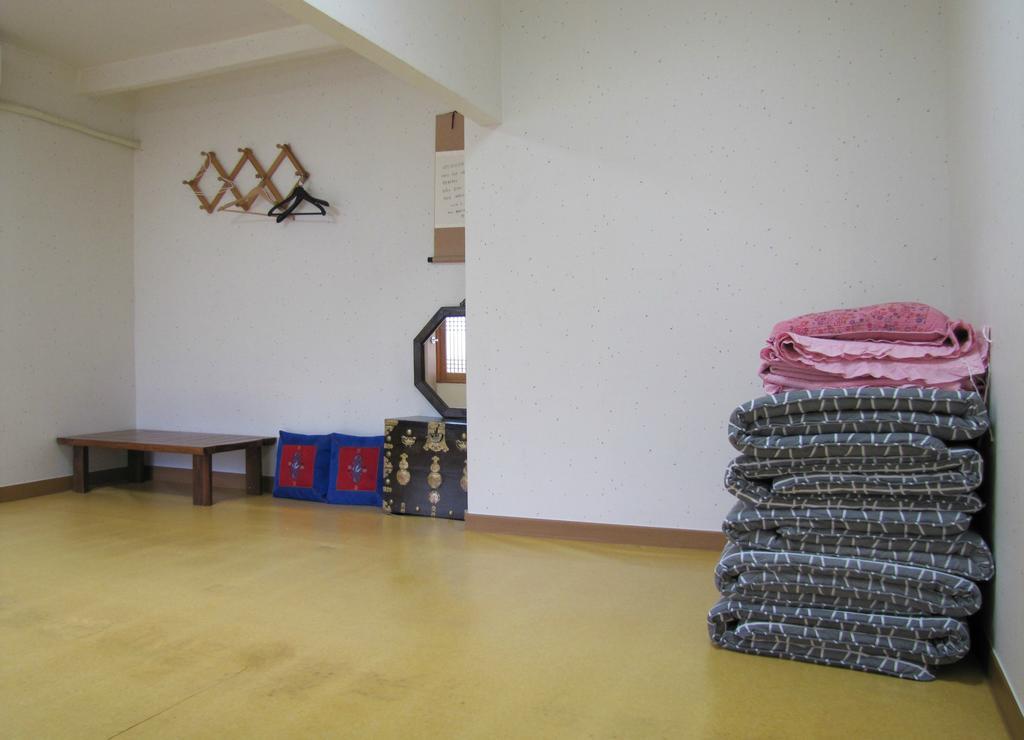 Empathy Hanok Guesthouse Τεγκού Εξωτερικό φωτογραφία