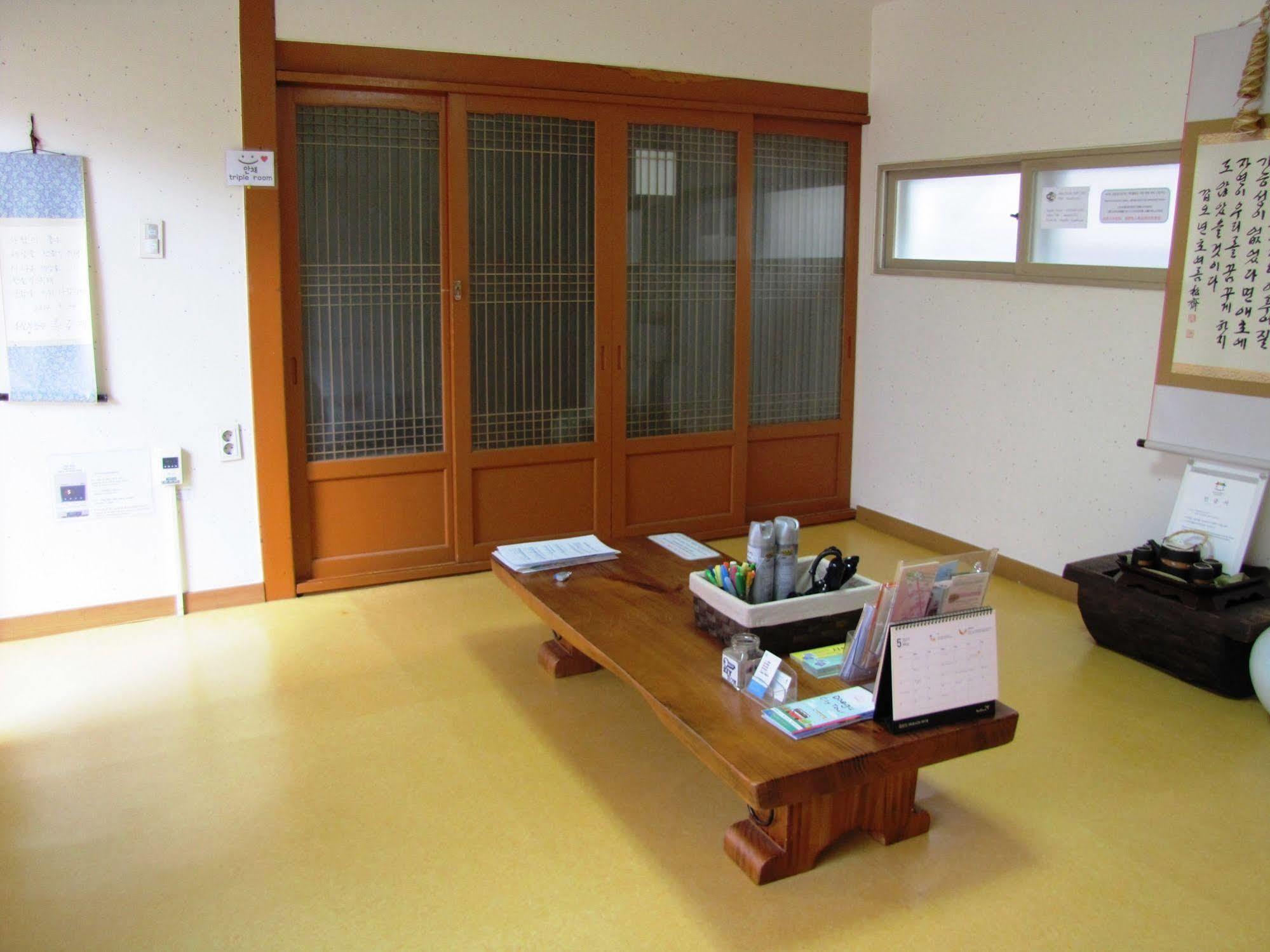 Empathy Hanok Guesthouse Τεγκού Εξωτερικό φωτογραφία